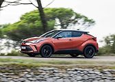 I po faceliftu vypadá Toyota C-Hr hodně sportovně