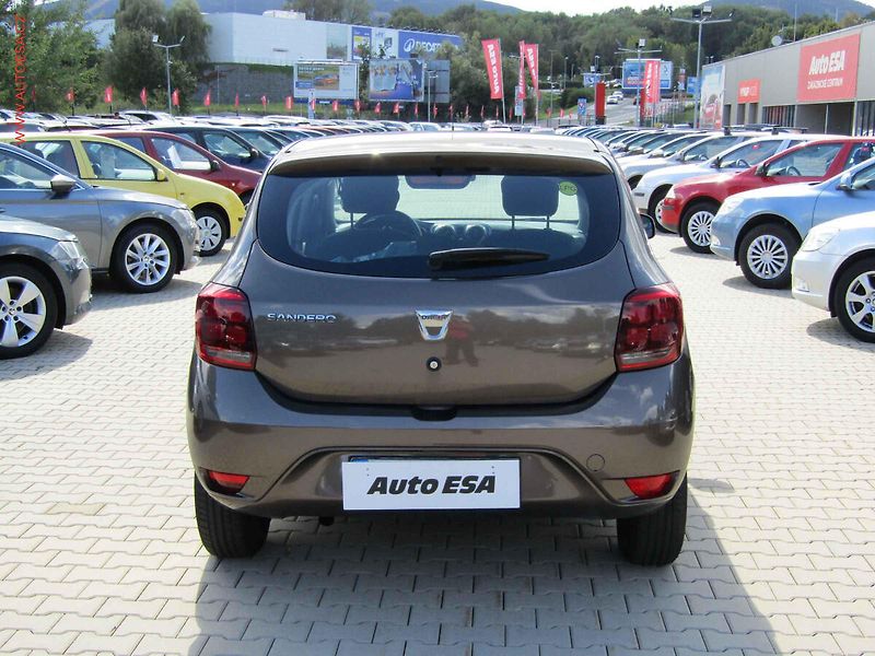 Dacia Sandero (2020) 1.0TCe, 1.maj,ČR, Klima - fotka 5 z 17