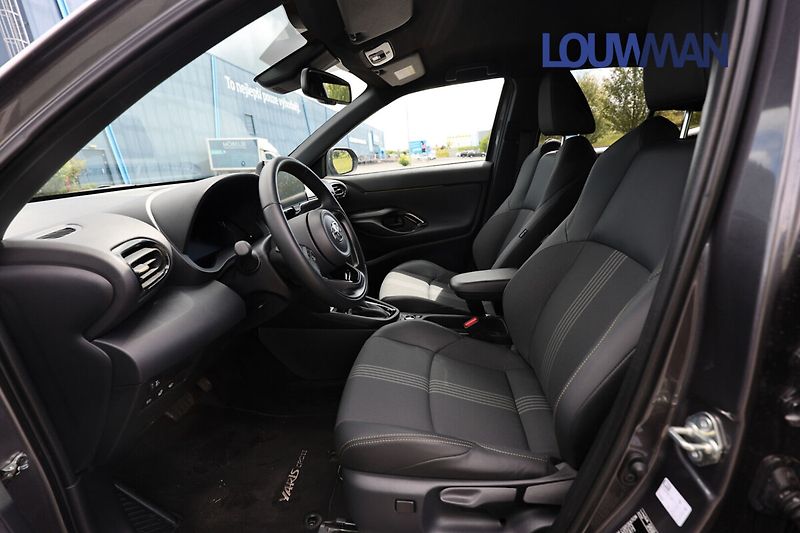 Toyota Yaris Cross AT ADVENTURE AWD-i - fotka 11 z 19