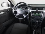 Škoda Superb (2012) 1.6 TDI, Xenony, Tempomat - náhled 7