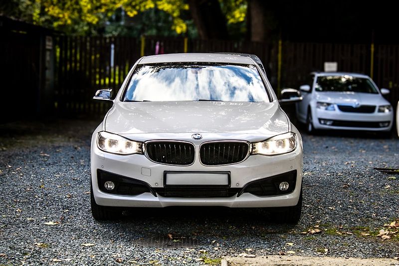 BMW Řada 3 - fotka 2 z 26