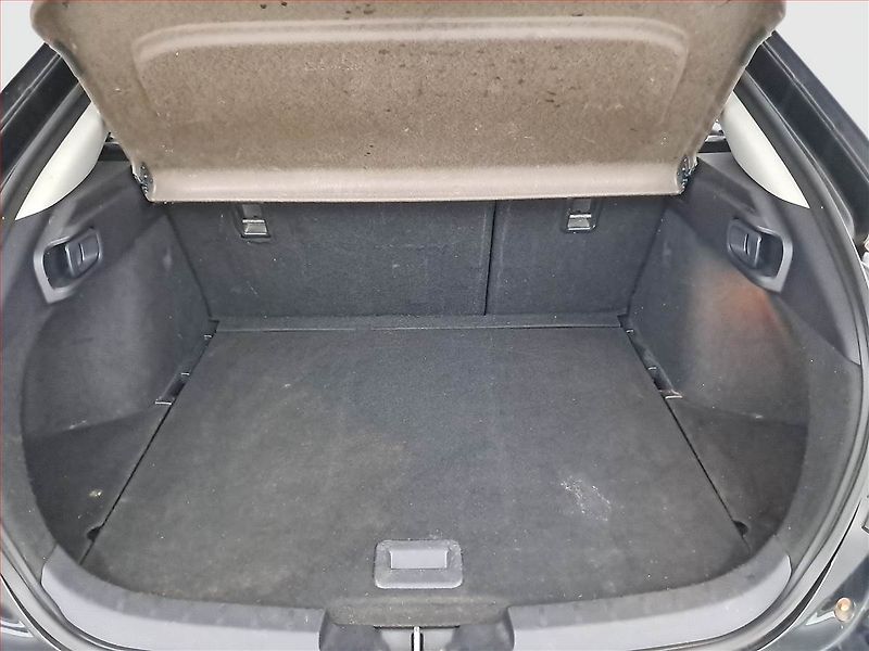 Mitsubishi Lancer (2011) 1.6 MIVEC - fotka 14 z 17