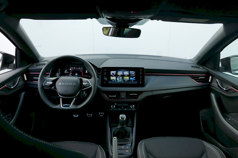 Škoda Scala (2025) 1.5 TSI 110 kW M6° Monte Carlo - fotka 5 z 32