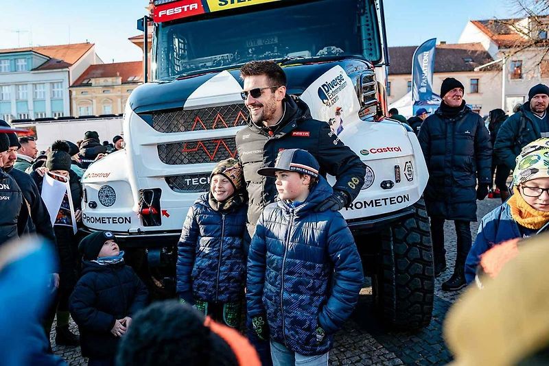 MM Technology uspořádal v Sedlčanech na náměstí tradiční akci Hurá na Dakar.