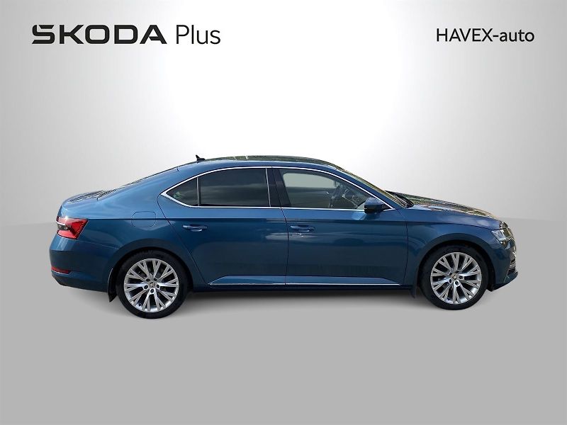 Škoda Superb (2020) 2.0 TSI DSG L&K - fotka 3 z 38