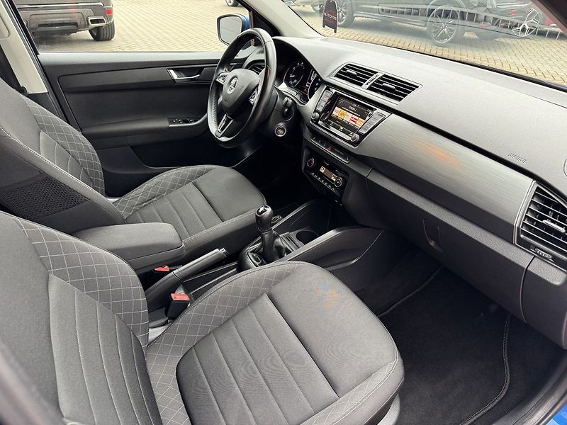 Škoda Fabia (2016) 1.2TSi Digi Klima Tažné Zař. - fotka 15 z 50