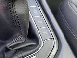 Volkswagen Tiguan (2018) 2.0 TDi 4x4, ČR, R-Line, LED - náhled 16