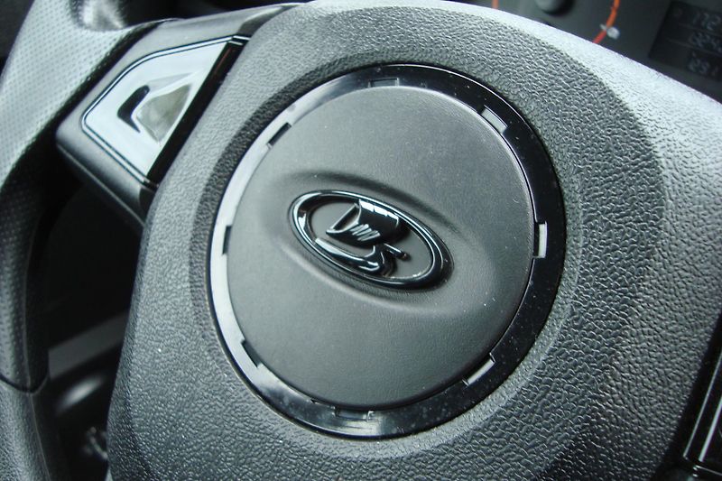 Lada Niva (2026) LEGEND, 1.7i,4x4,Nové,STK 8/28 - fotka 43 z 63