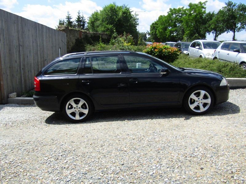 Škoda Octavia (2007) 1.9 TDI 77kW MOTOR BXE BEZ DPF - fotka 9 z 34