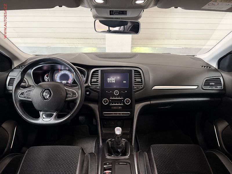 Renault Mégane (2017) 1.2TCe, Navi, AC - fotka 8 z 17