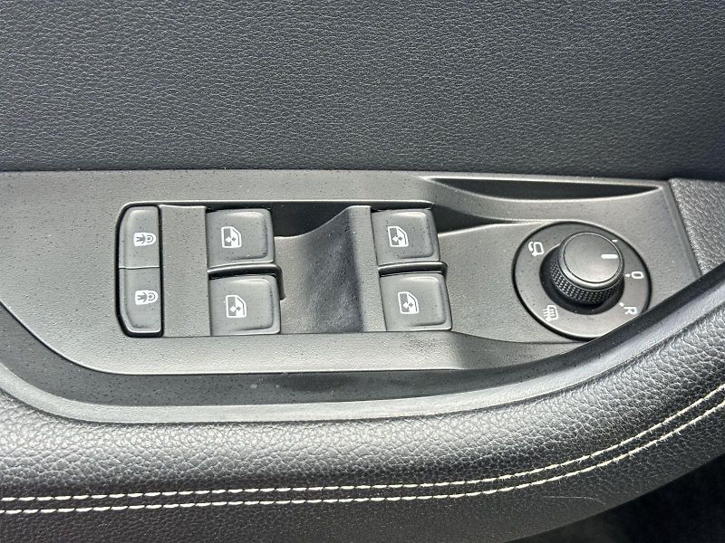 Škoda Superb (2023) Combi 2.0 TDI DSG Style - fotka 11 z 34