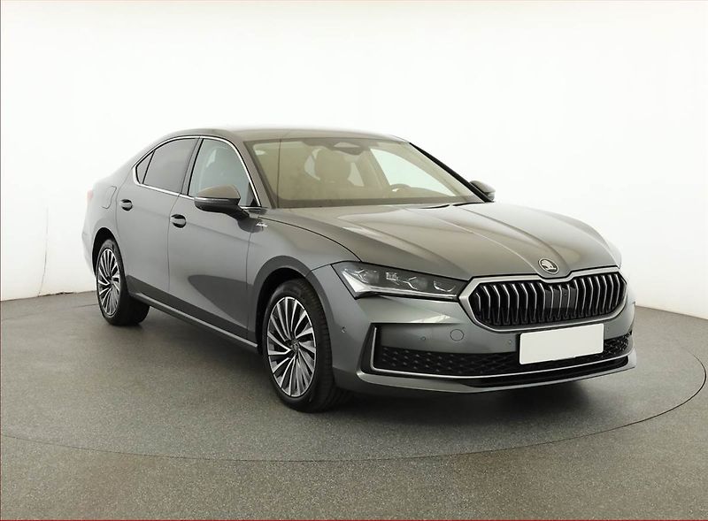 Škoda Superb (2025) 2.0 TDI - fotka 1 z 18