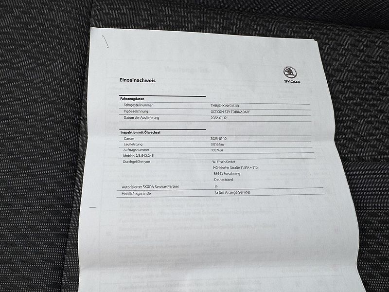 Škoda Octavia (2022) 2.0TDi DSG LED Navi Kamera - fotka 34 z 50