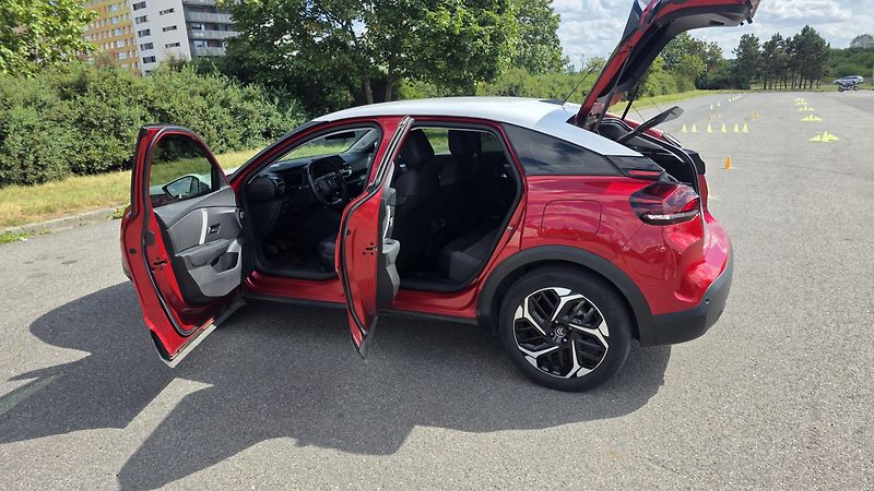 Citroën C4 (2021) FEEL, Odpočet DPH, serv. kniha - fotka 8 z 38