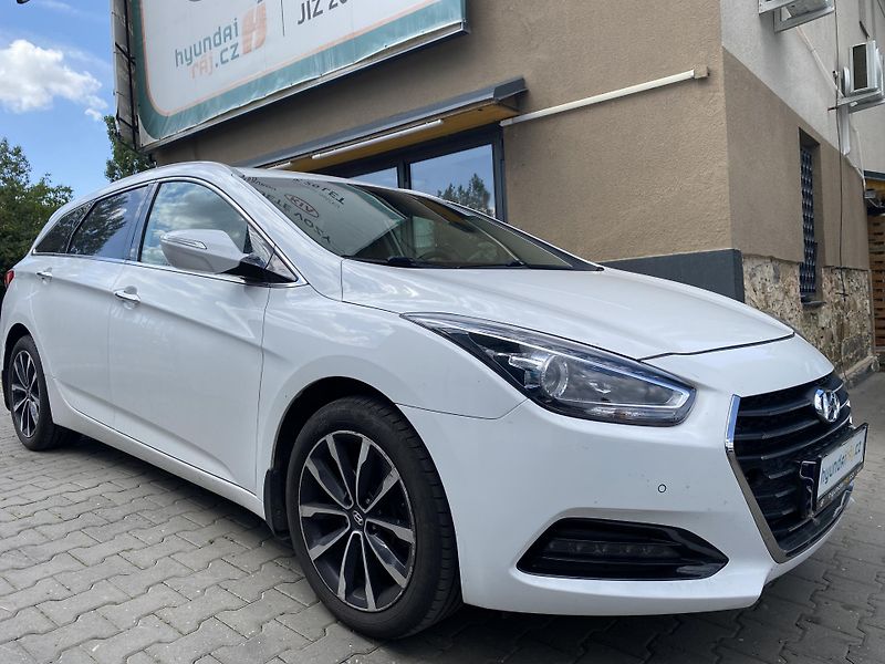 Hyundai i40 (2018) 1.7-104kW-NAVI - fotka 5 z 17