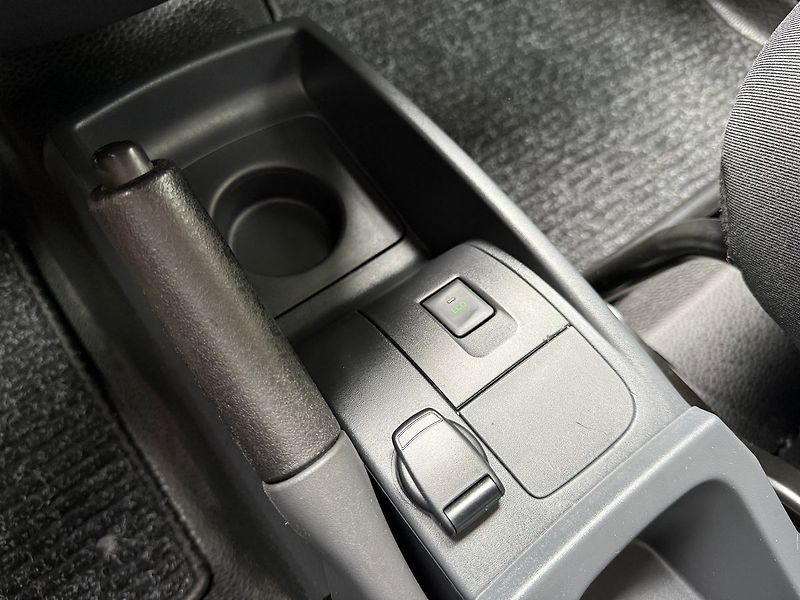 Renault Kangoo ZE33 AC/Výhřev sedaček - fotka 15 z 23
