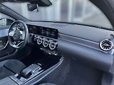 Mercedes-Benz Třídy A 200 d AMG - náhled 15