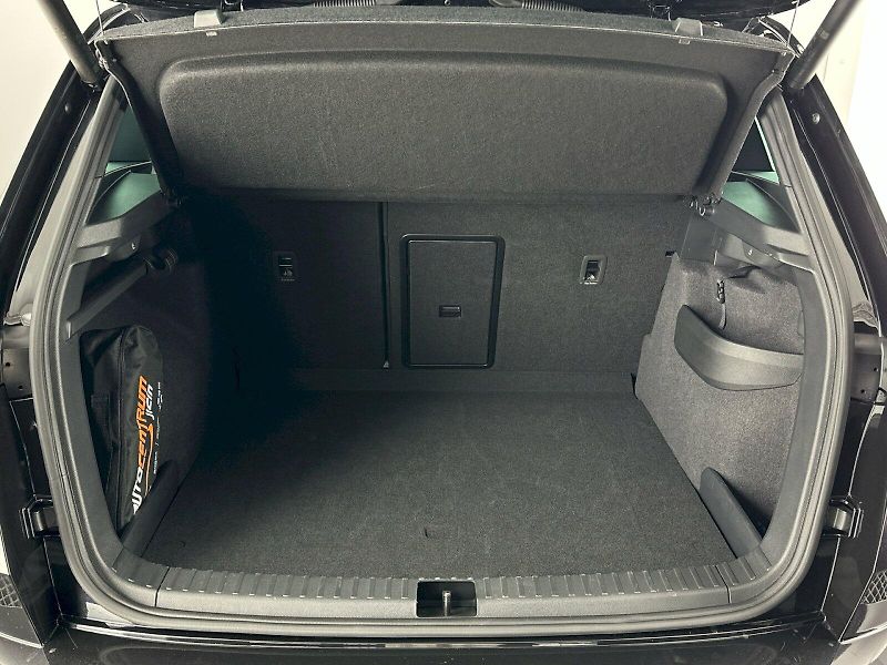 Škoda Karoq (2025) DSG 2.0TDI 110kW 4x4 SportLine - fotka 30 z 34