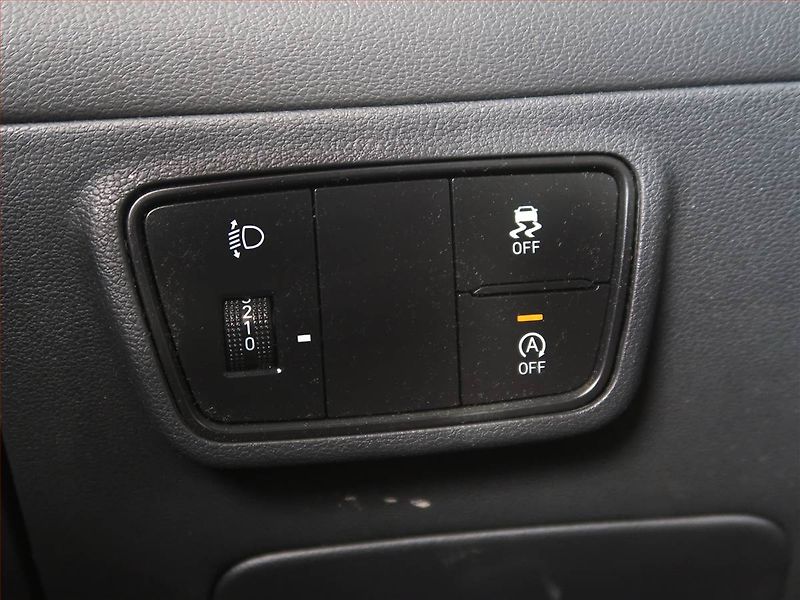 Hyundai Tucson (2022) 1.6 T-GDI - fotka 13 z 13