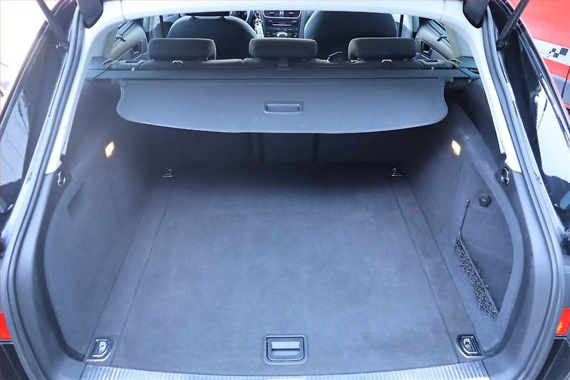 Audi A4 (2014) 2.0 TDI, Automat, Navi, Xenony - fotka 14 z 26
