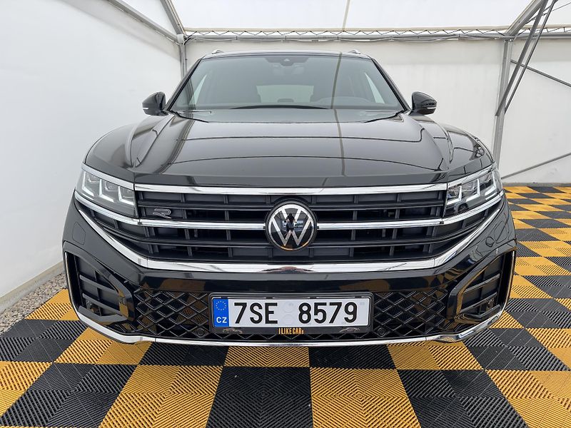 Volkswagen Touareg 3.0Tdi*1-MAJ*DPH*R-LINE*HUD* - fotka 3 z 49