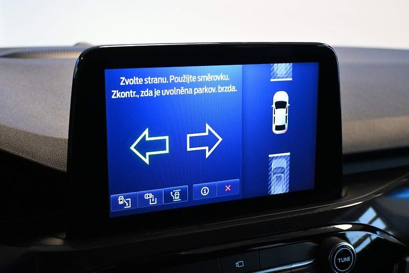 Ford Kuga (2022) 2.0 4x4 ST-LINE X LED ACC VIRT - fotka 24 z 41