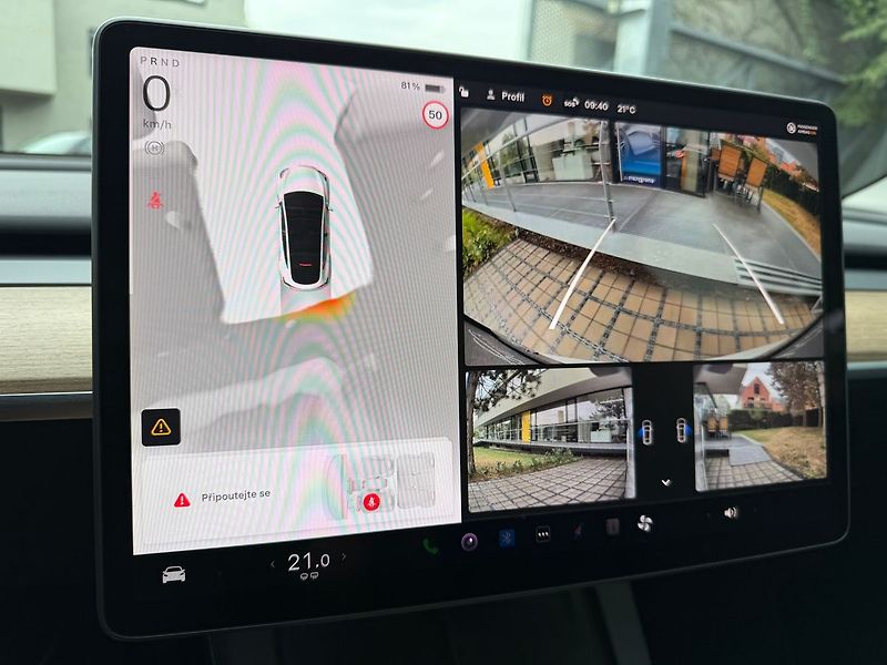 Tesla Model Y LR AWD Tažné / Záruka - fotka 15 z 41
