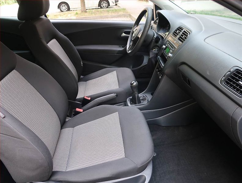 Volkswagen Polo (2013) 1.2 12V, Serv.kniha, nová STK - fotka 9 z 14