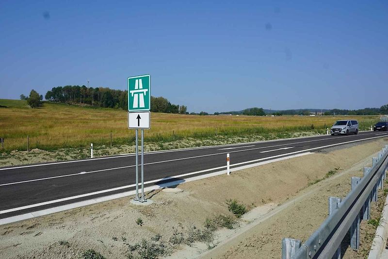 Otevření nového úseku dálnice D3 od Nažidel k Dolnímu Dvořišti.