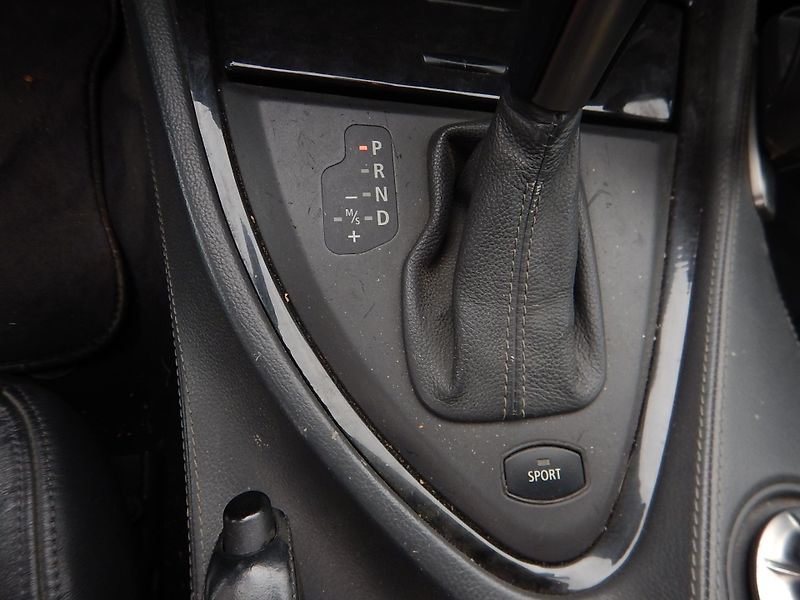 BMW Řada 6 645 CI, KABRIOLET, AUTOMAT - fotka 22 z 26