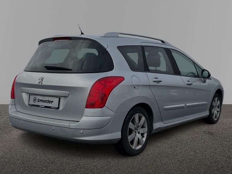 Peugeot 308 SW - fotka 4 z 9