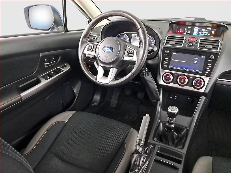 Subaru XV (2017) 2.0D, 4X4, Serv.kniha - fotka 7 z 20