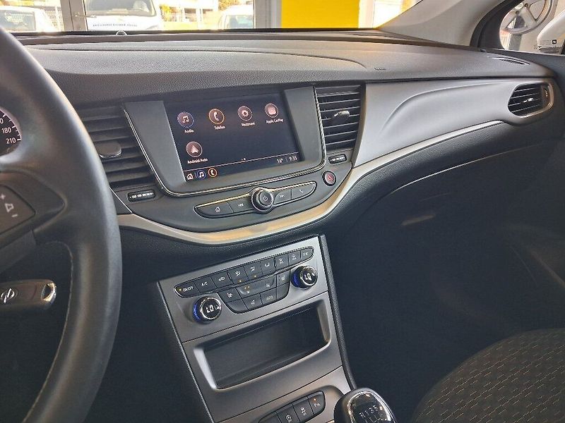 Opel Astra 1.2T 81kW 2021 - fotka 13 z 15