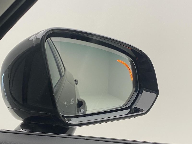Volvo V90 T6 AWD RECHARGE DARK PLUS AUT - fotka 34 z 54