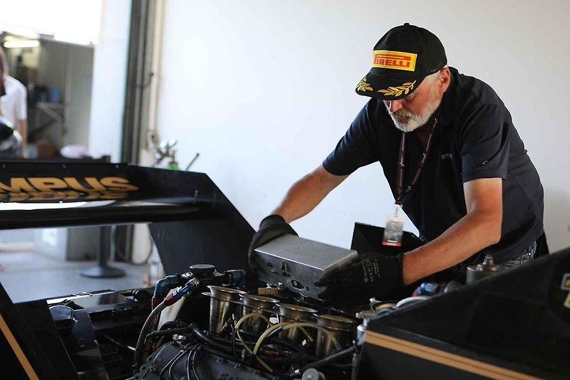 Druhý zářijový víkend patřil na Automotodromu Brno tradiční události Masaryk Racing Days.