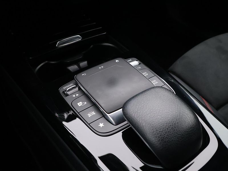 Mercedes-Benz Třídy A 1,5 180d 85kW Aut. CZ Navi - fotka 23 z 32