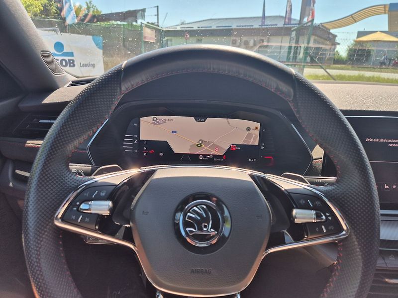 Škoda Octavia RS 2,0TSI DSG 180kW, CZ, záruk - fotka 21 z 37