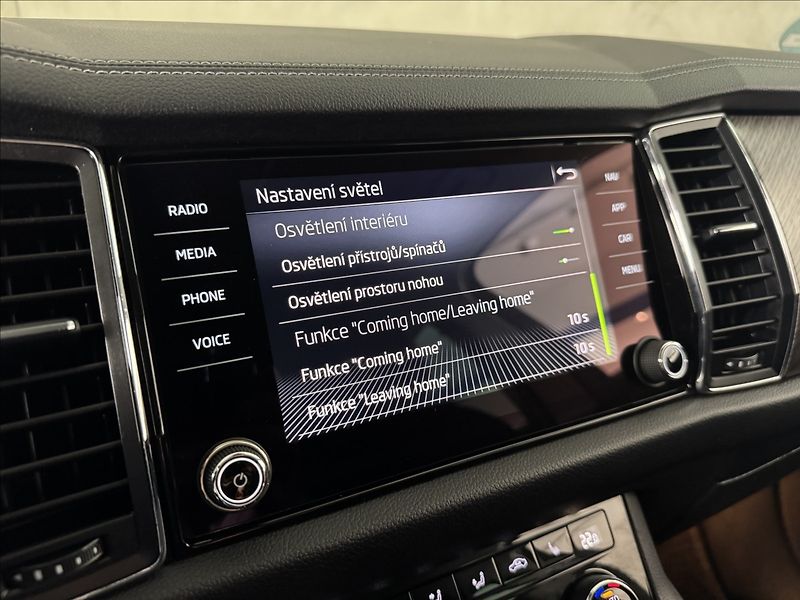 Škoda Kodiaq 2,0 TDi  DSG Style LED Virtual - fotka 30 z 45