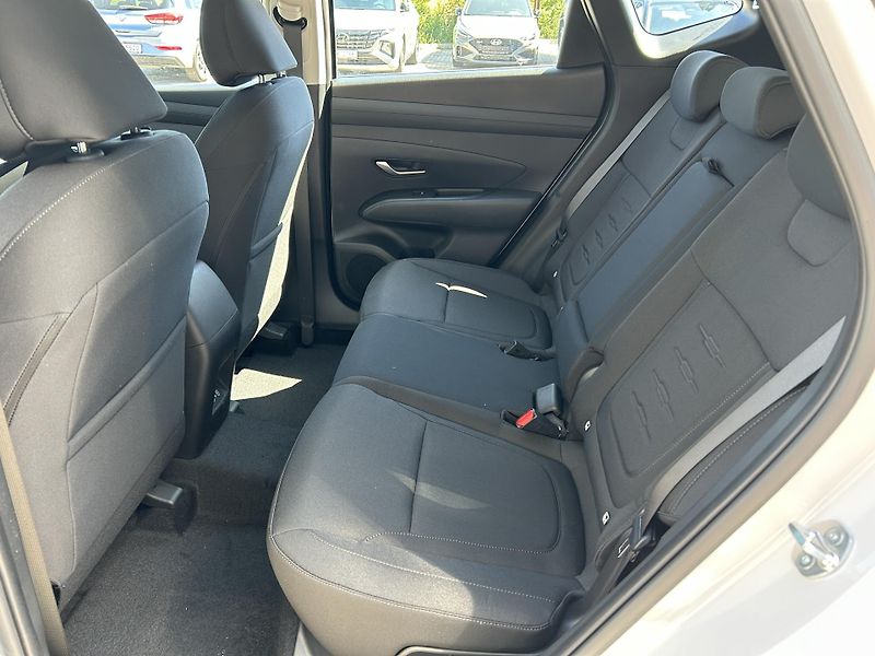 Hyundai Tucson 25 1,6 TGDI DCT SMART SP - fotka 8 z 31