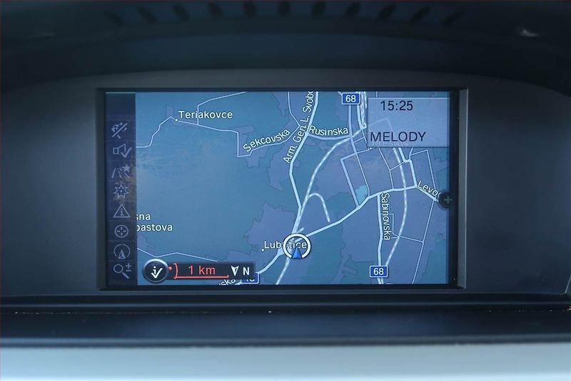 BMW Řada 3 (2012) 320 d xDrive, 4X4, Automat - fotka 20 z 26