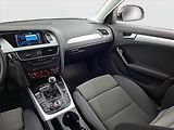 Audi A4 (2008) 2.0 TFSI, Navi, Xenony - náhled 8