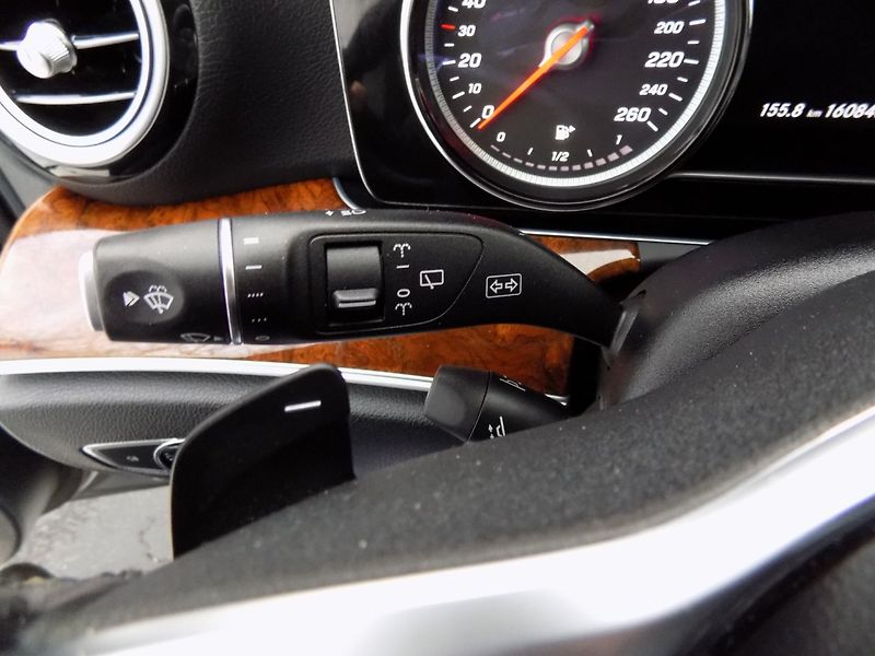 Mercedes-Benz Třídy E (2018) 400d/4-Matic/Full-LED/Webasto/ - fotka 24 z 39