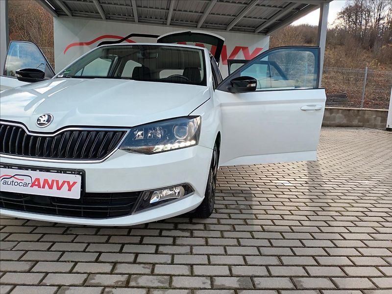 Škoda Fabia 1,2 TSI,81KW,SERVIS,KOLA,VÝHŘE - fotka 41 z 47