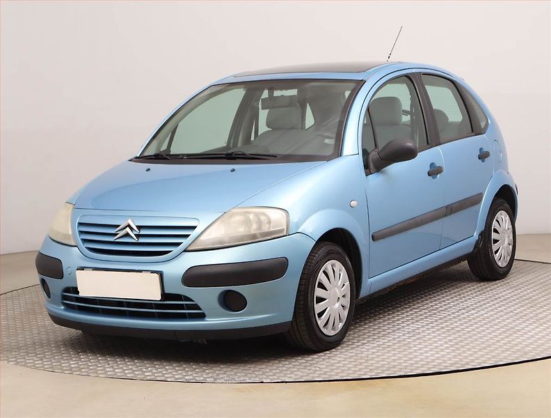 Citroën C3 (2004) 1.1 i, po STK, jezdí výborně - fotka 2 z 14