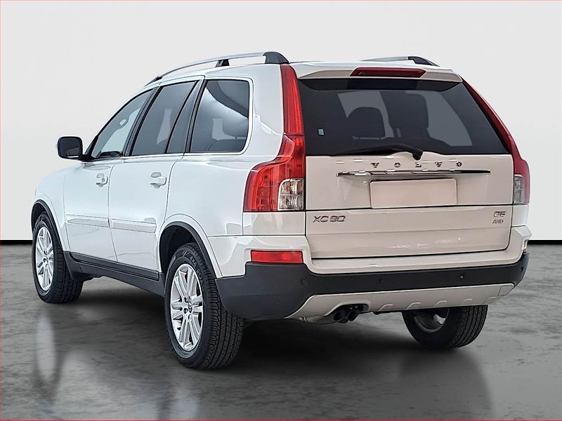 Volvo XC90 (2011) D5, 4X4, Automat, 7 míst - fotka 4 z 22