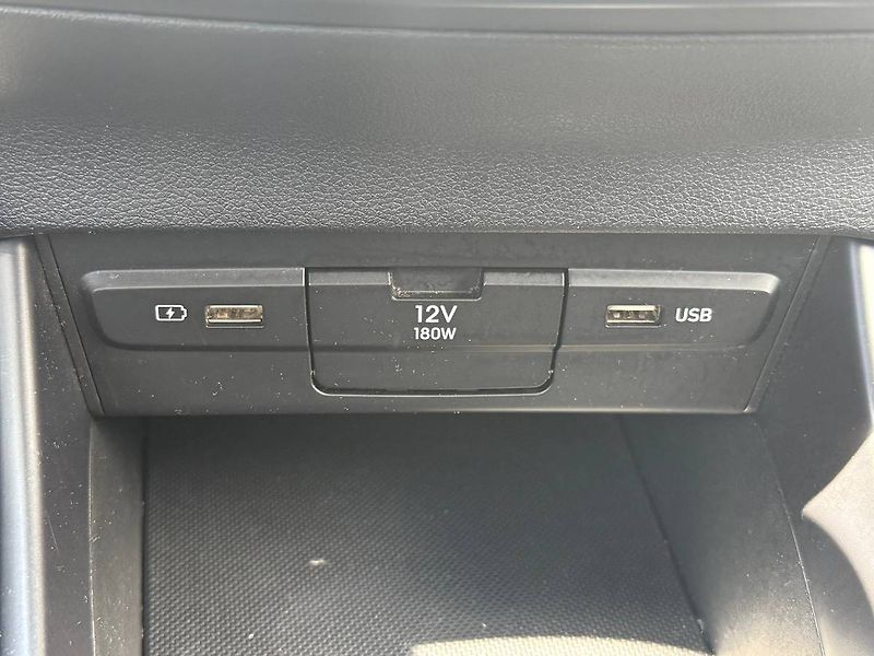 Hyundai Bayon (2022) 1.0 T-GDi 73 kW Comfort - fotka 14 z 20