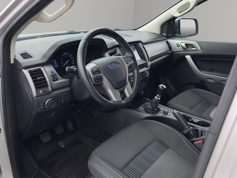 Ford Ranger (2020) XLT 2.0 EcoBlue 125kW, 4x4, ČR - fotka 27 z 30