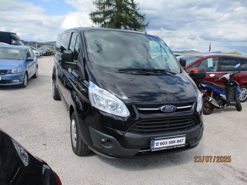 Ford Transit Custom (2017) Trend 2,0 TDCi - fotka 2 z 13