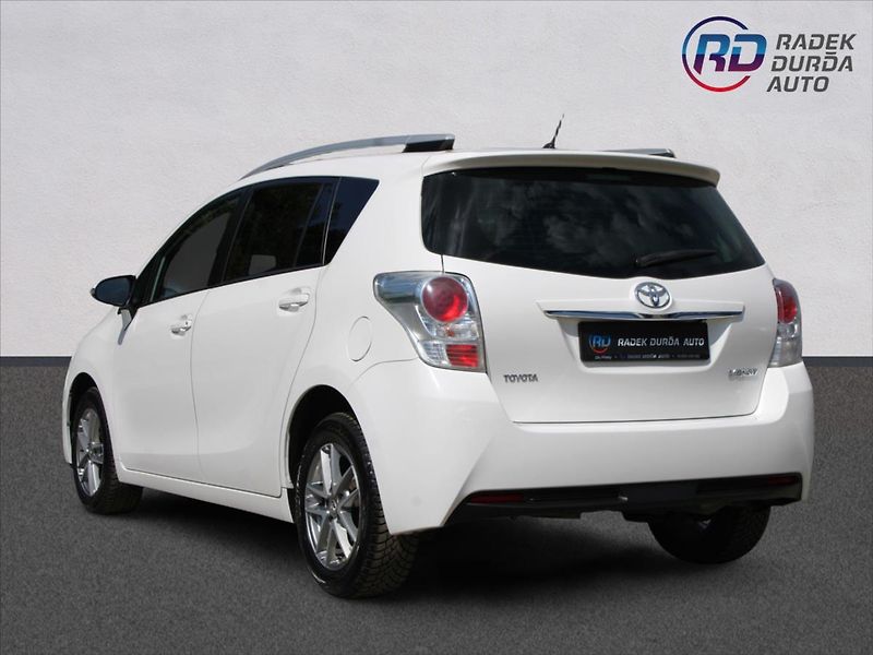 Toyota Verso 1,8 VVT-i  NOVÉ V ČR,1.MAJITEL - fotka 7 z 29