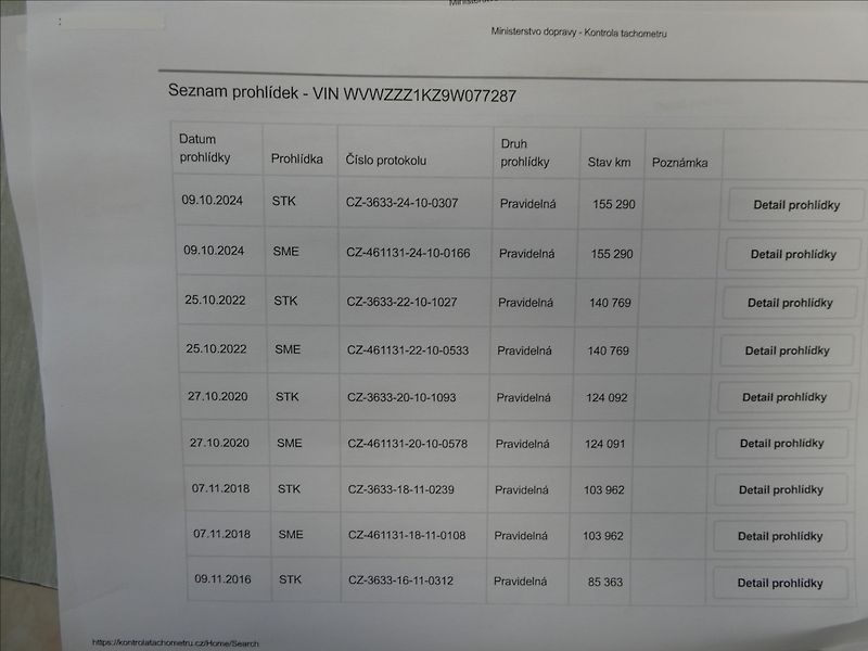 Volkswagen Golf 1,4 i16V serviska,ČR,2.majitel - fotka 41 z 49